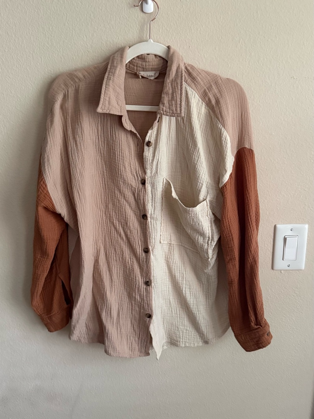 Altar'd State Colorblock Button-Down Shirt in Blush, Cream & Rust